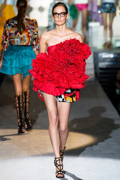 Look 27